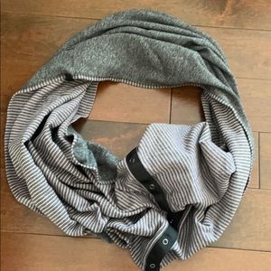 Lululemon grey vinyasa scarf